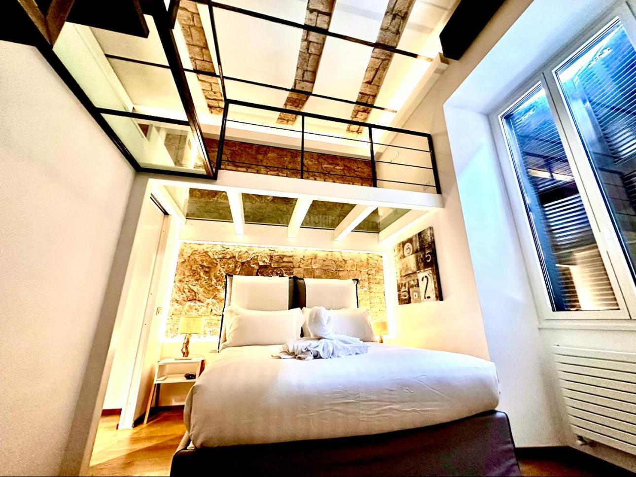 Apartment Buonarroti Art Home. Luxury And History At Rom