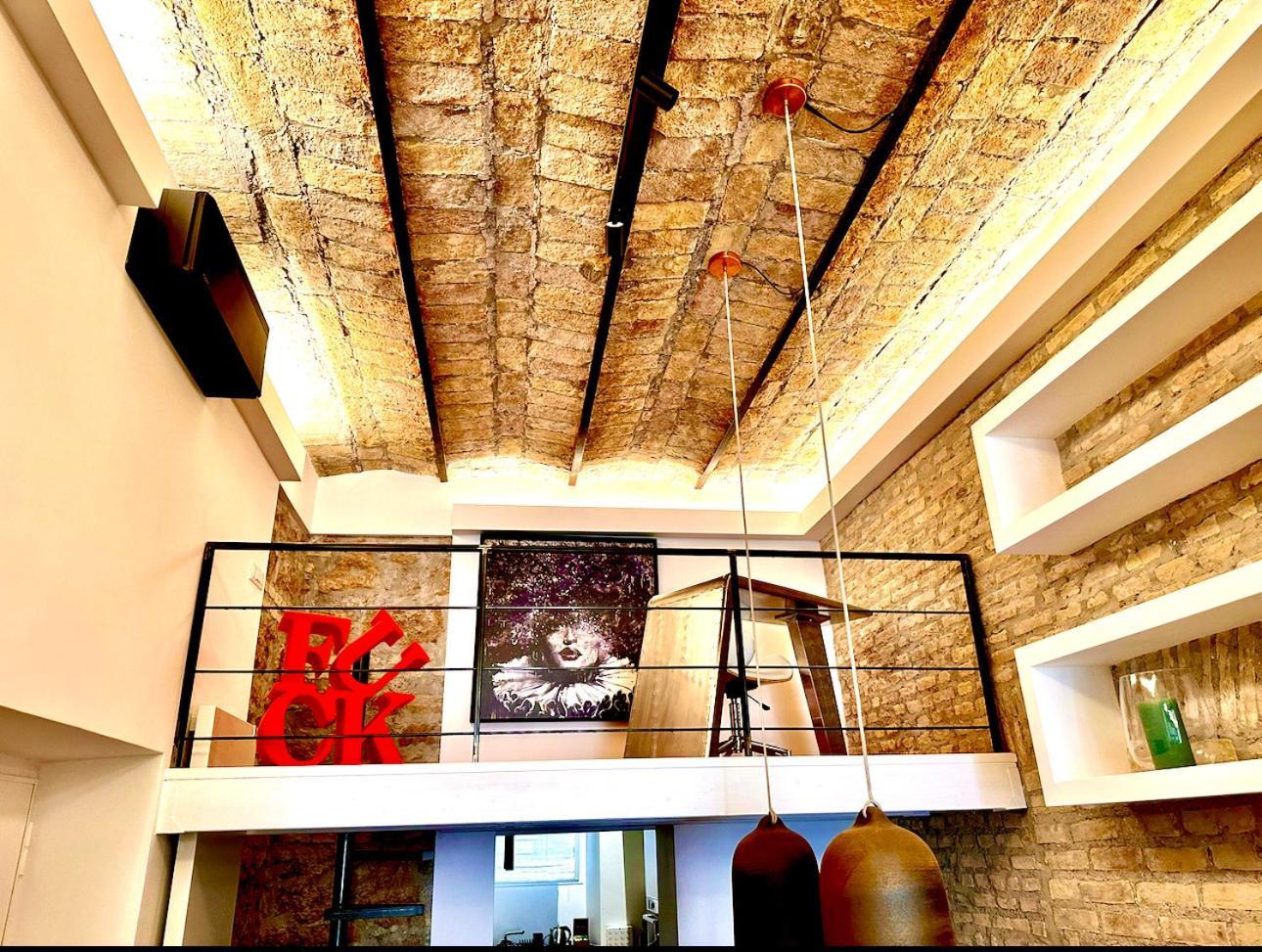 Buonarroti Art Home. Luxury And History At Apartment Rom